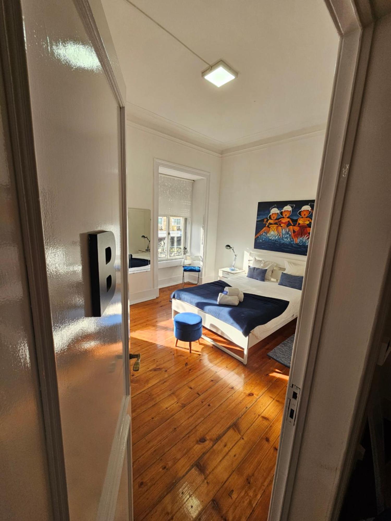 Almirante Guesthouse リスボン 部屋 写真