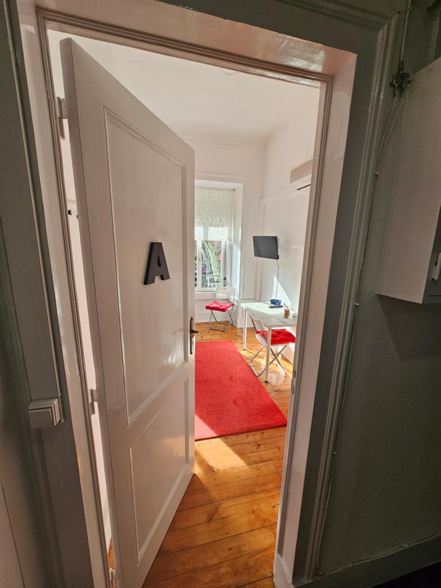 Almirante Guesthouse リスボン 部屋 写真